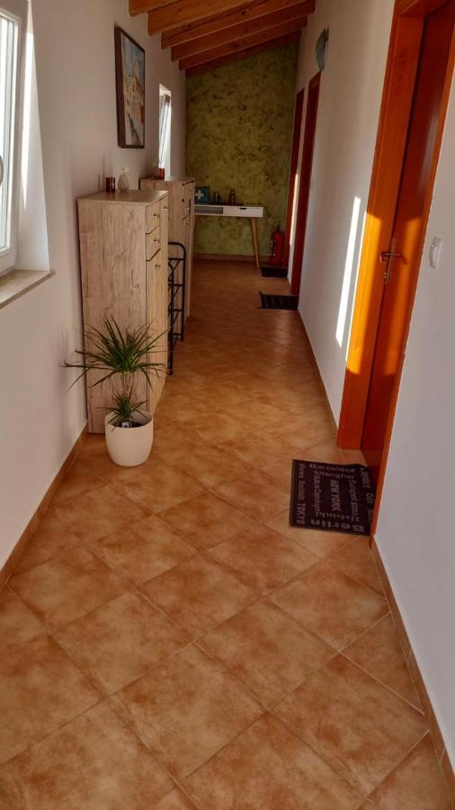Sobe Anja Guest House Brtonigla Bagian luar foto