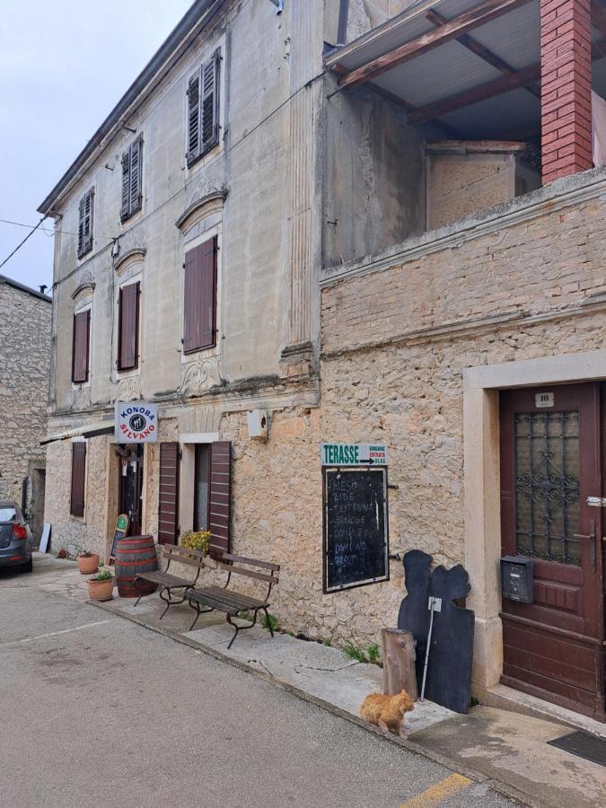 Sobe Anja Guest House Brtonigla Bagian luar foto