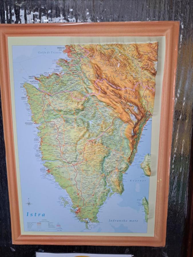 Sobe Anja Guest House Brtonigla Bagian luar foto