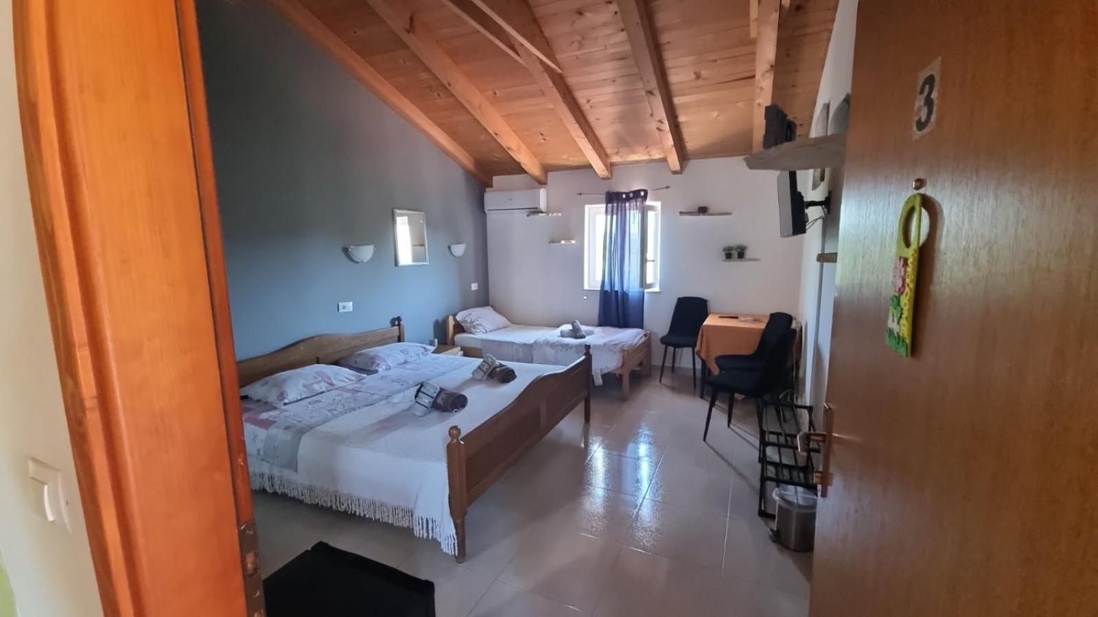 Sobe Anja Guest House Brtonigla Bagian luar foto