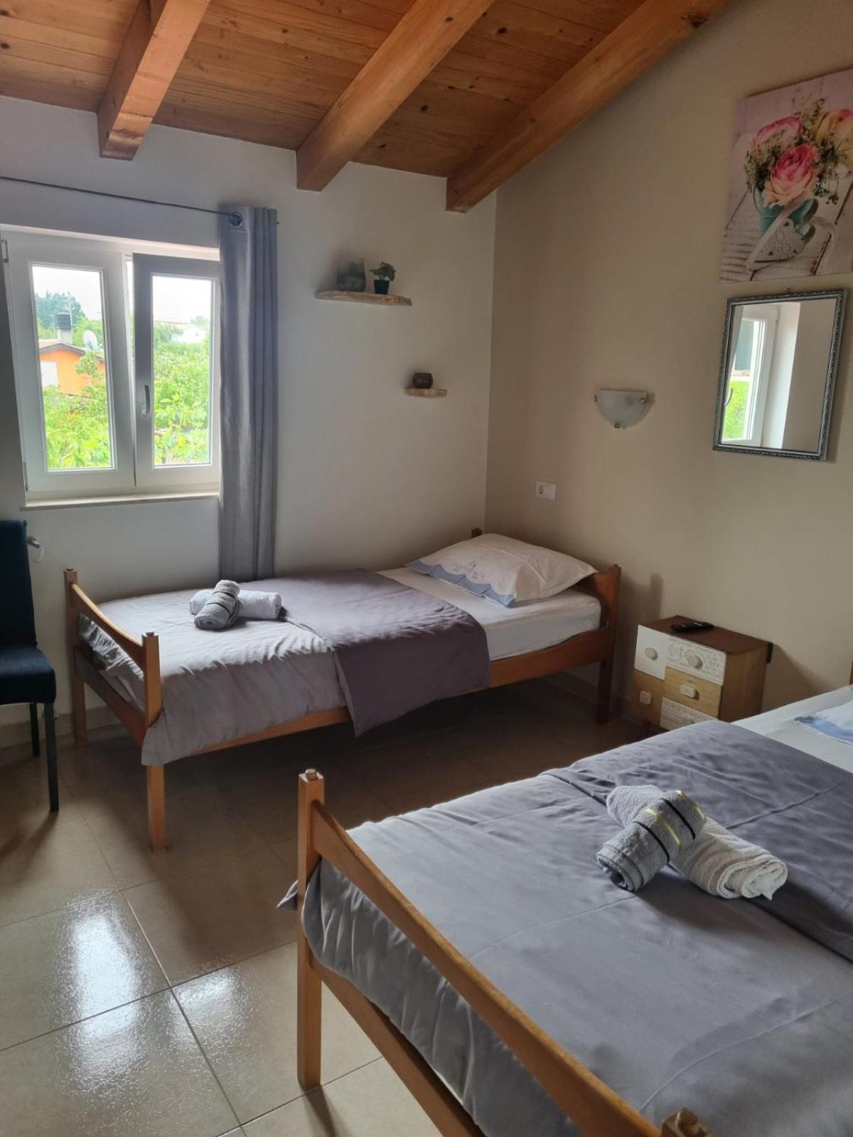 Sobe Anja Guest House Brtonigla Bagian luar foto